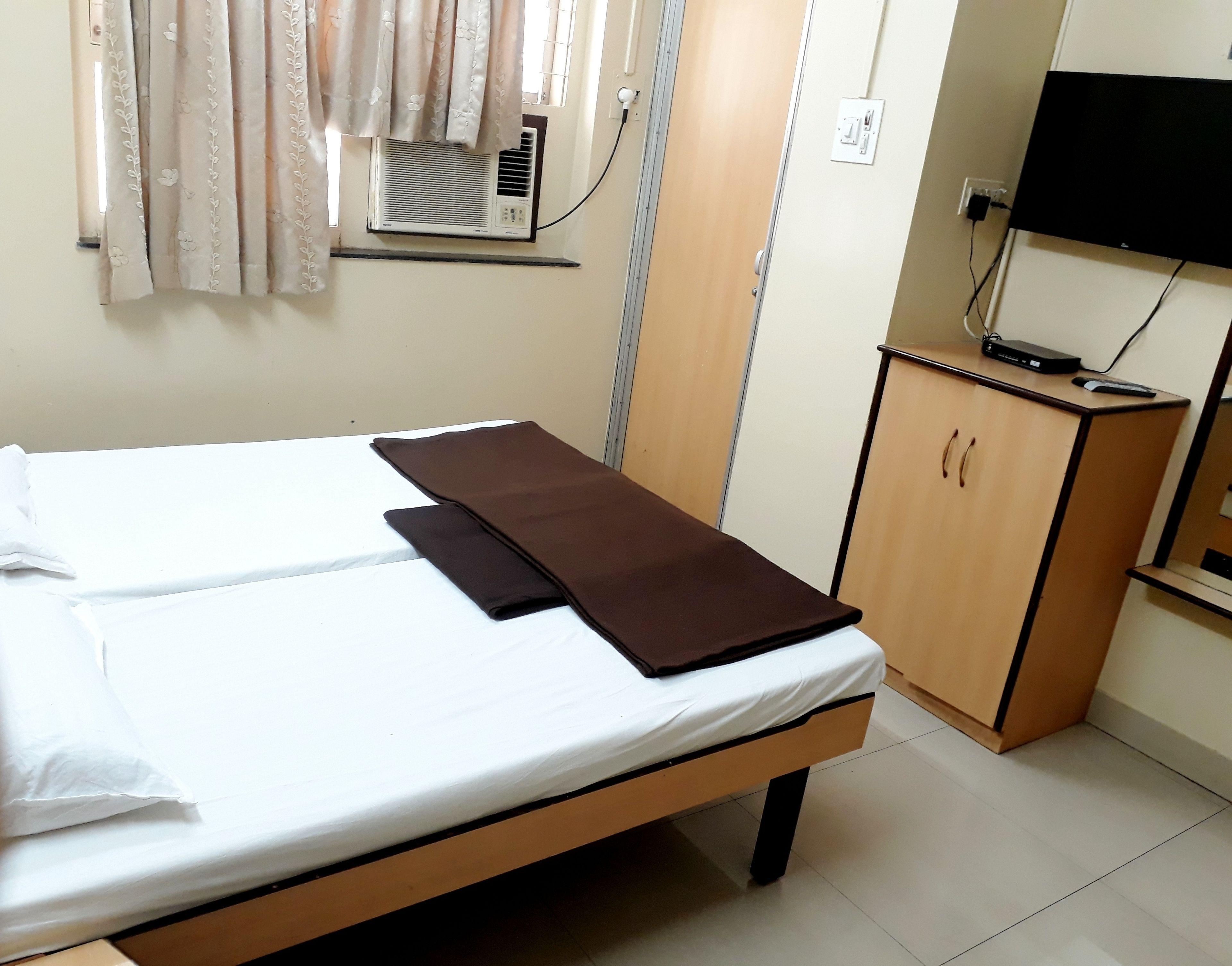 Milan Guest House - Mumbai — Photos 3